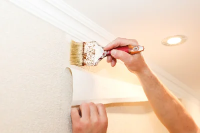 Pose de papier peint au Grais — revêtements muraux et toiles de verre